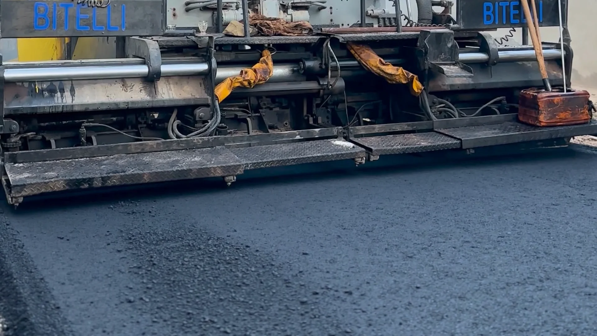 Paving Selected Roads in Taftanaz